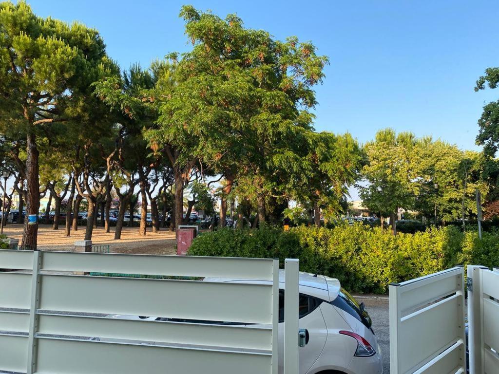 Novella Del Mar Prima Fila Dal Mare Villa Grottammare Buitenkant foto